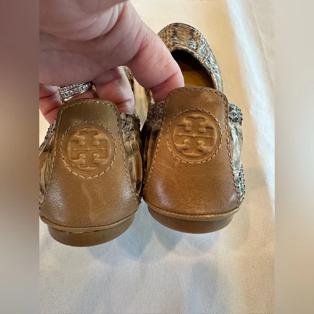 Tory Burch Kids Tan Snake Print Ballet Flats Size 5M K11